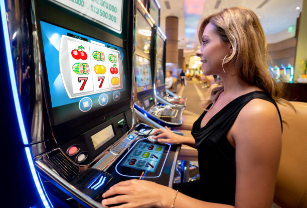 atm 4d2 support team helping a player with live blackjack question